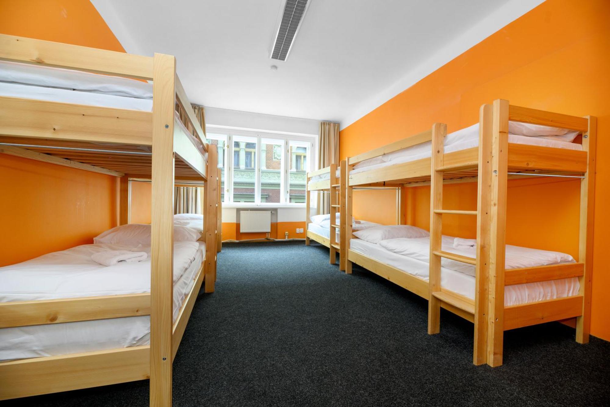 Benedikt City Center Hostel ปราก ภายนอก รูปภาพ