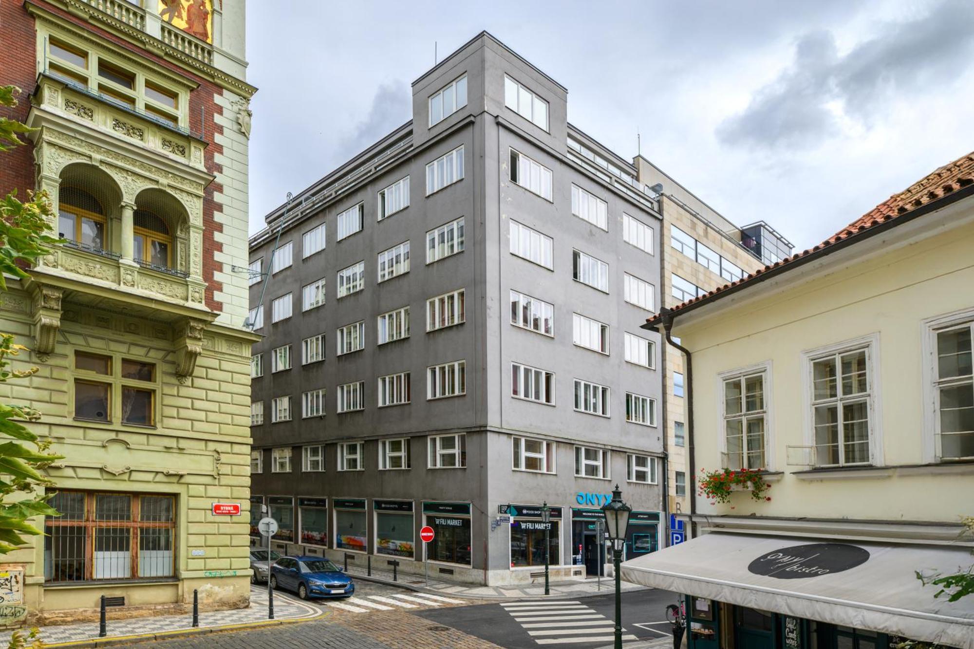 Benedikt City Center Hostel ปราก ภายนอก รูปภาพ