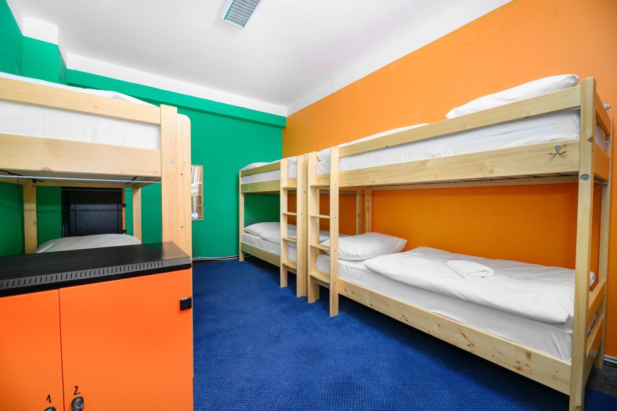 Benedikt City Center Hostel ปราก ภายนอก รูปภาพ