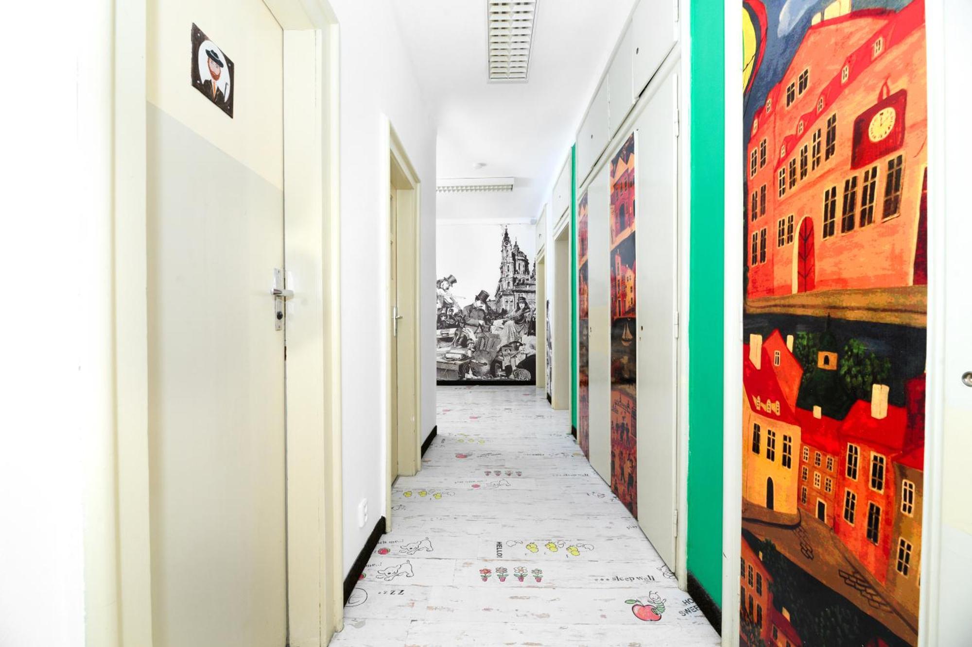 Benedikt City Center Hostel ปราก ภายนอก รูปภาพ