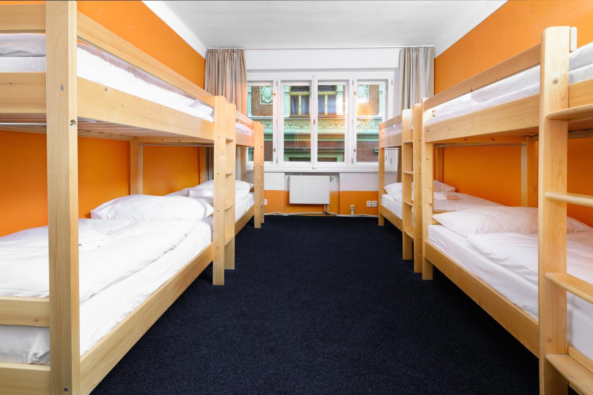 Benedikt City Center Hostel ปราก ภายนอก รูปภาพ